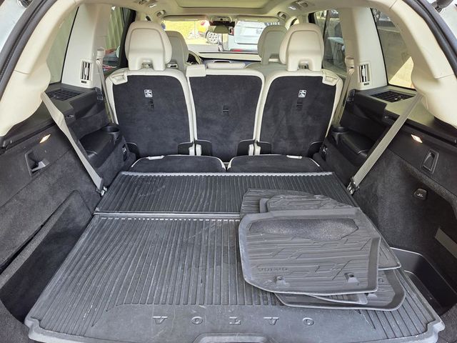 2017 Volvo XC90 T6 AWD 7-Passenger Momentum - 22991107 - 12