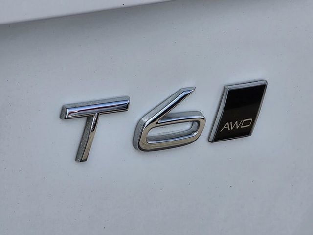 2017 Volvo XC90 T6 AWD 7-Passenger Momentum - 22991107 - 35