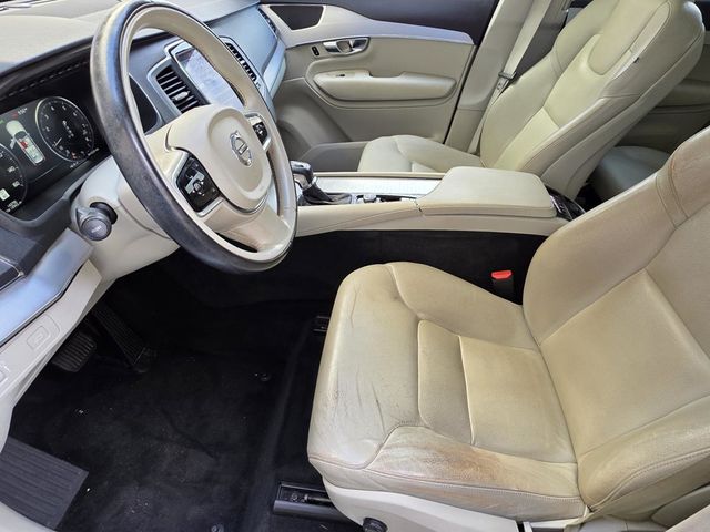 2017 Volvo XC90 T6 AWD 7-Passenger Momentum - 22991107 - 5