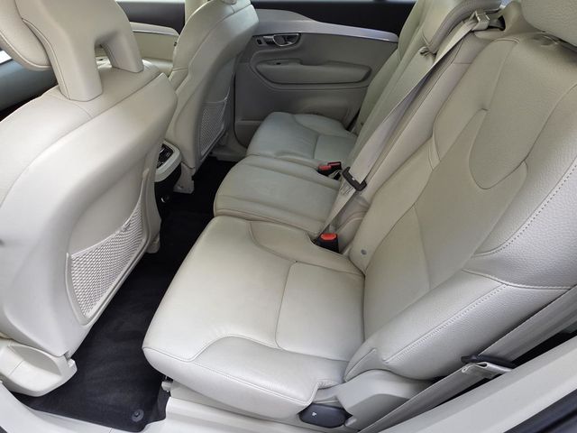 2017 Volvo XC90 T6 AWD 7-Passenger Momentum - 22991107 - 8