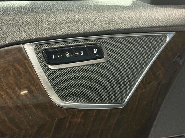 2017 Volvo XC90 T6 AWD 7-Passenger Momentum - 22985875 - 17