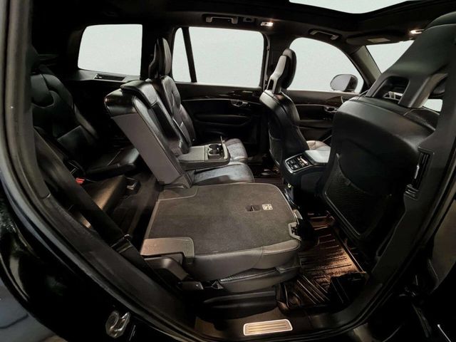 2017 Volvo XC90 T6 AWD 7-Passenger Momentum - 22985875 - 34