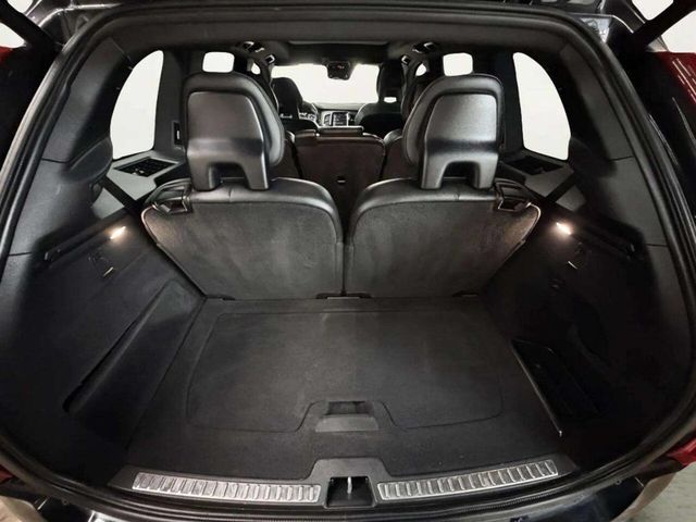 2017 Volvo XC90 T6 AWD 7-Passenger Momentum - 22985875 - 6