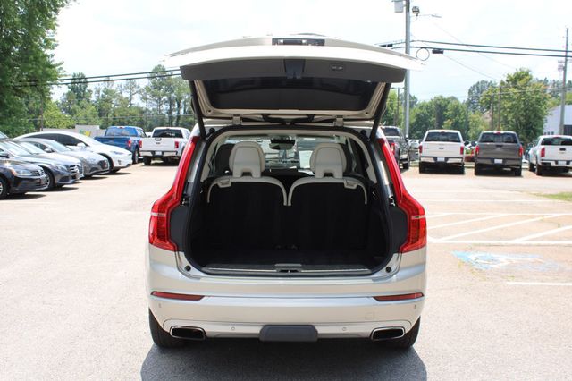 2017 Volvo XC90 T6 AWD 7-Passenger Momentum - 23048964 - 10