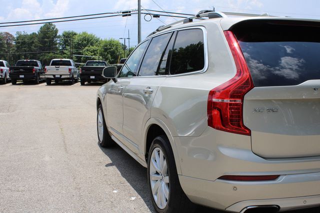 2017 Volvo XC90 T6 AWD 7-Passenger Momentum - 23048964 - 36