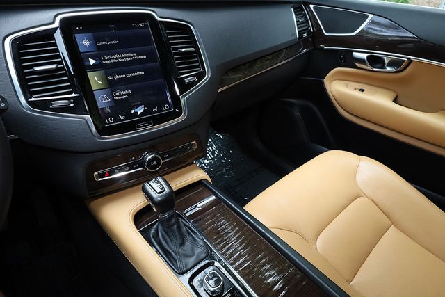 2017 Volvo XC90 T6 AWD 7-Passenger Momentum - 22999173 - 38