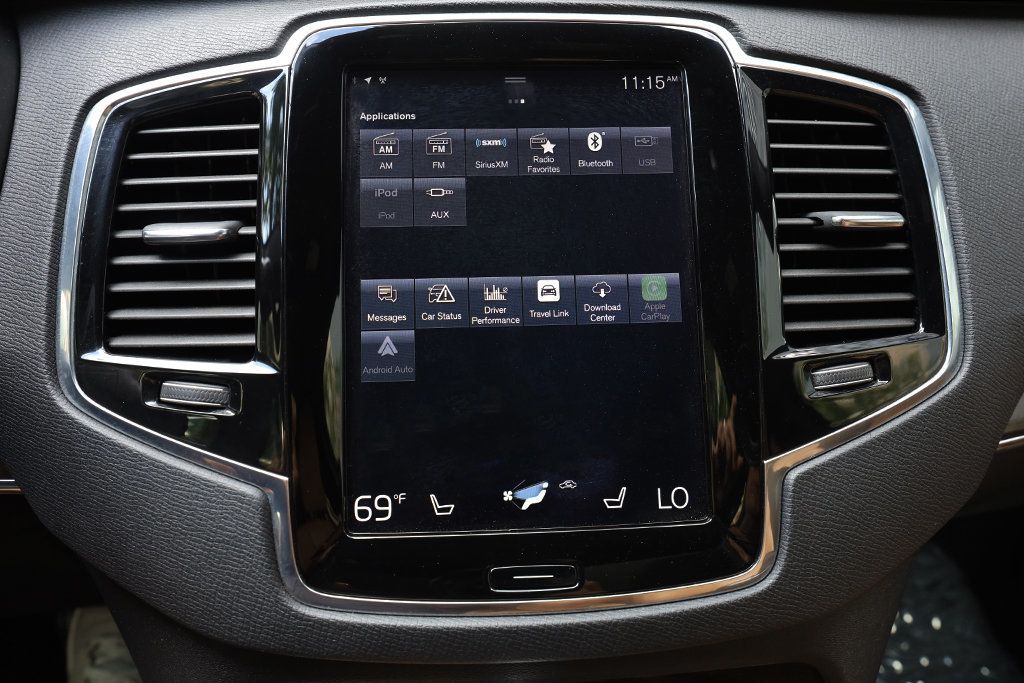 2017 Volvo XC90 T6 AWD 7-Passenger Momentum - 22999173 - 41