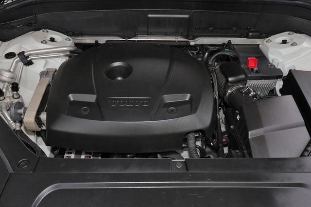 2017 Volvo XC90 T6 AWD 7-Passenger Momentum - 22999173 - 51