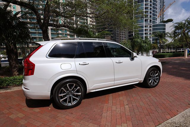 2017 Volvo XC90 T6 AWD 7-Passenger Momentum - 22999173 - 60