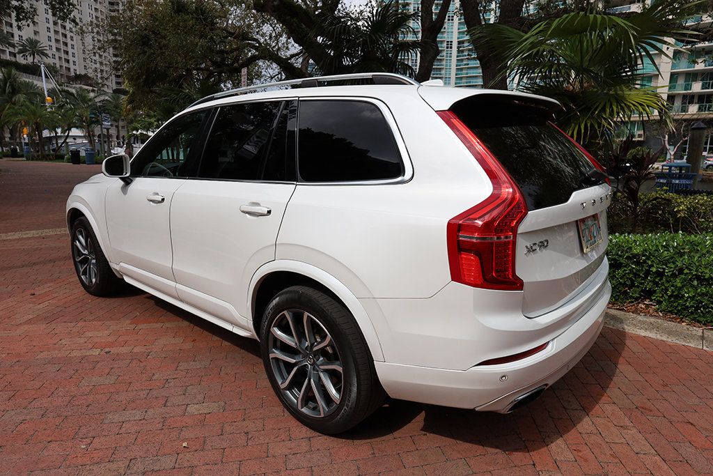 2017 Volvo XC90 T6 AWD 7-Passenger Momentum - 22999173 - 61