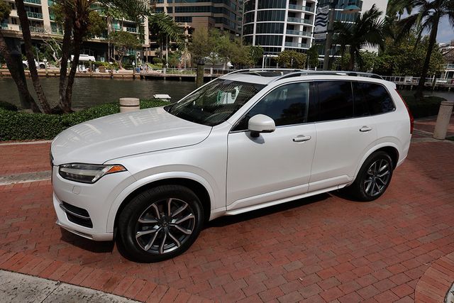 2017 Volvo XC90 T6 AWD 7-Passenger Momentum - 22999173 - 63