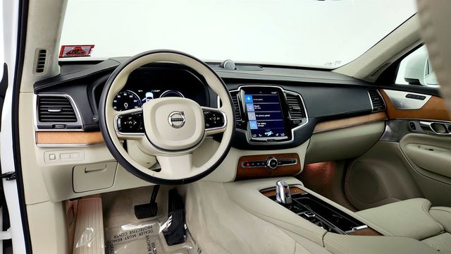 2017 Volvo XC90 T8 eAWD Plug-In Hybrid 7-Passenger Excellence - 23079105 - 12
