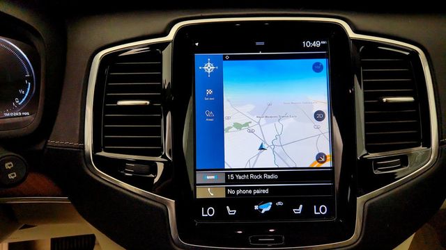2017 Volvo XC90 T8 eAWD Plug-In Hybrid 7-Passenger Excellence - 23079105 - 18