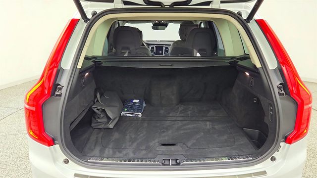 2017 Volvo XC90 T8 eAWD Plug-In Hybrid 7-Passenger Excellence - 23079105 - 22