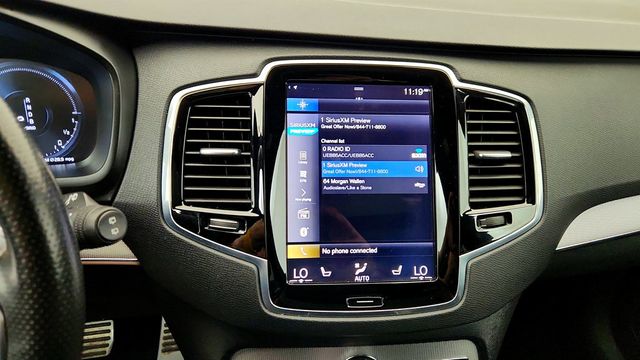 2017 Volvo XC90 T8 eAWD Plug-In Hybrid 7-Seater R-Design w/ Vision & Convenience - 23012931 - 17