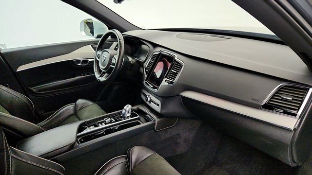 2017 Volvo XC90 T8 eAWD Plug-In Hybrid 7-Seater R-Design w/ Vision & Convenience - 23012931 - 26