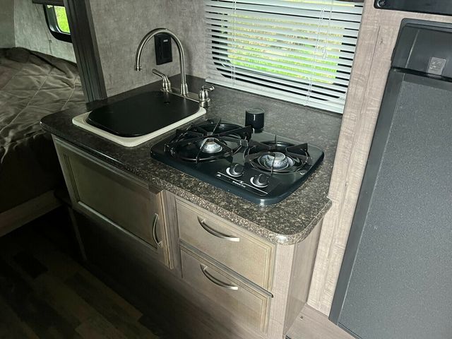 2017 Winnebago Winnie Drop WD1780  - 23014858 - 10