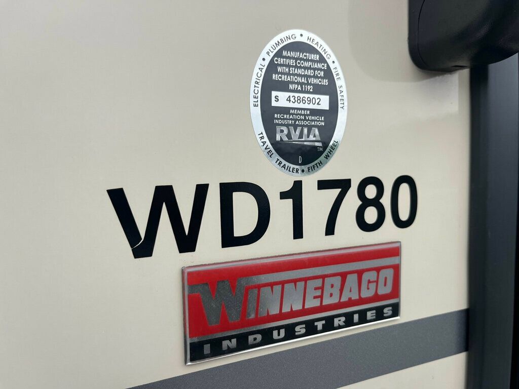 2017 Winnebago Winnie Drop WD1780  - 23014858 - 6