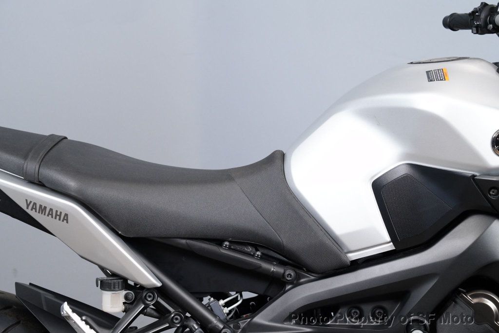 2017 Yamaha FZ-09 Includes Warranty - 23071411 - 8
