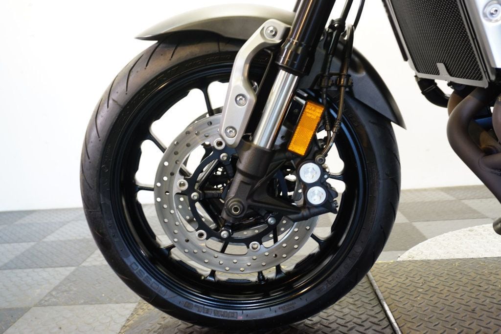 2017 YAMAHA XSR900 RETRO FUN/FAST RIDE - 22888357 - 16