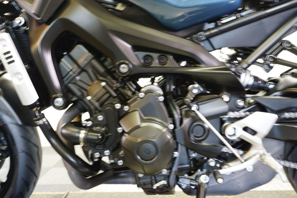 2017 YAMAHA XSR900 RETRO FUN/FAST RIDE - 22888357 - 18