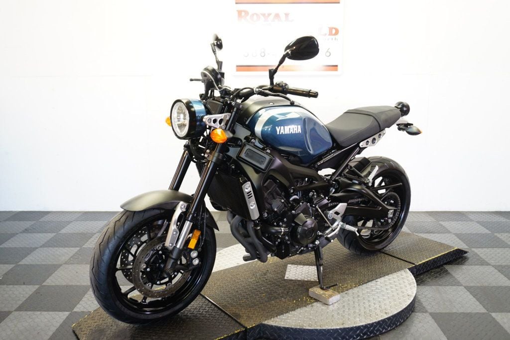 2017 YAMAHA XSR900 RETRO FUN/FAST RIDE - 22888357 - 2