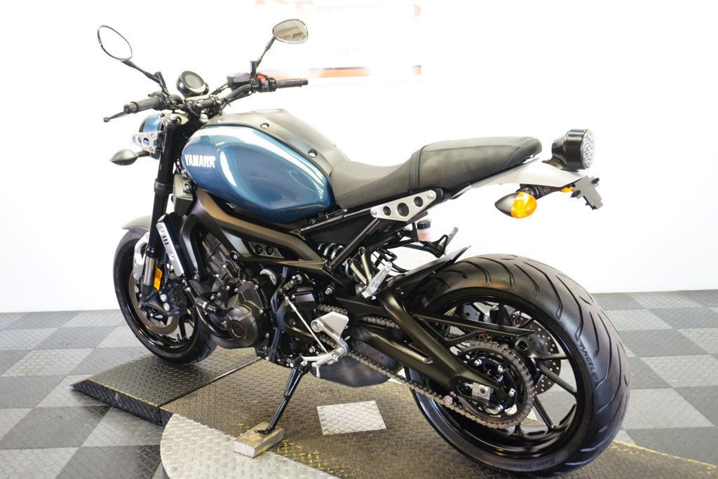 2017 YAMAHA XSR900 RETRO FUN/FAST RIDE - 22888357 - 3