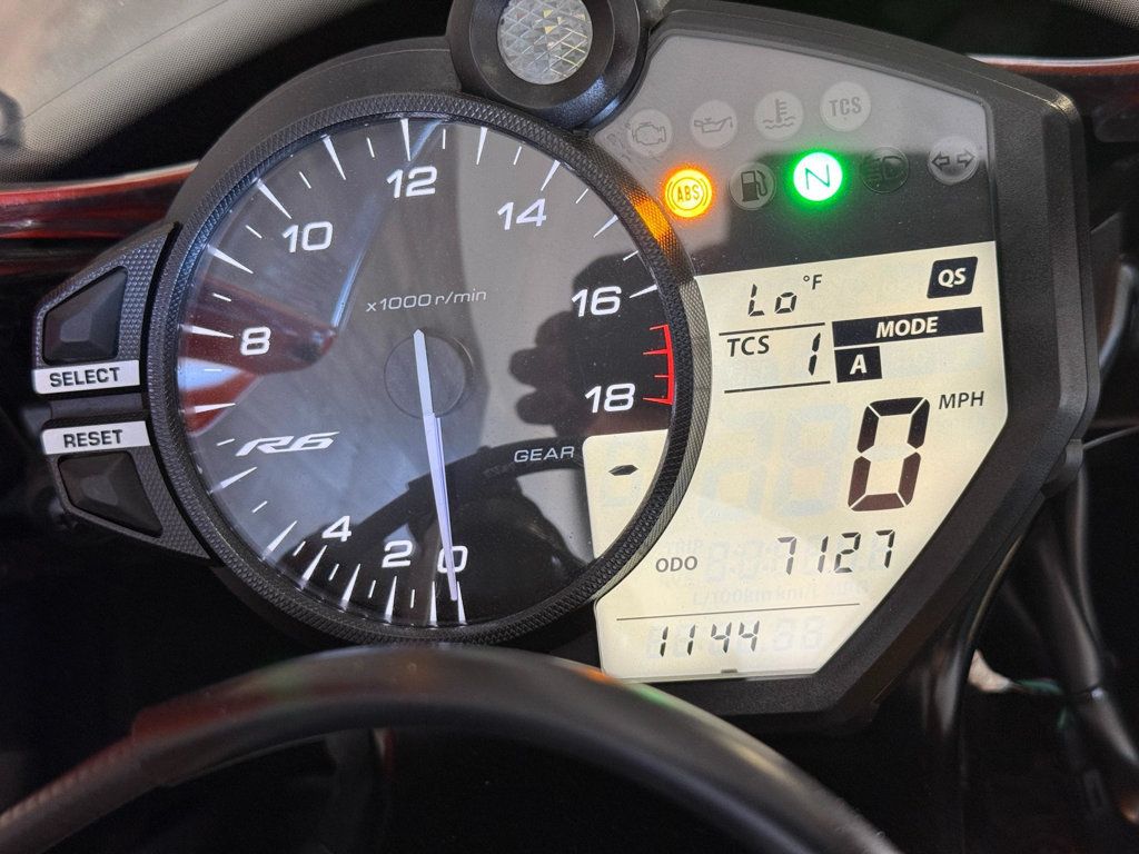 2017 Yamaha YZF-R6 SUPER CLEAN! - 23013818 - 9