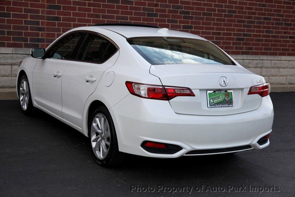 2018 Acura ILX Sedan - 22325378 - 18