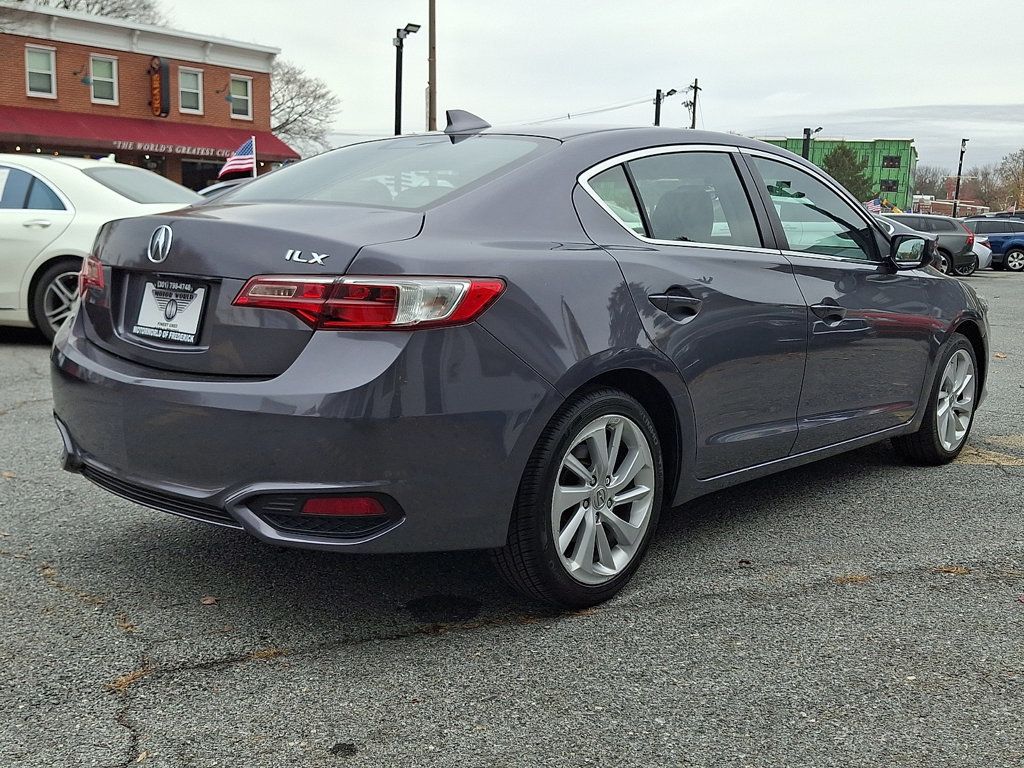 2018 Acura ILX Base Plus photo 4