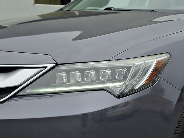 2018 Acura ILX Sedan - 22943803 - 8