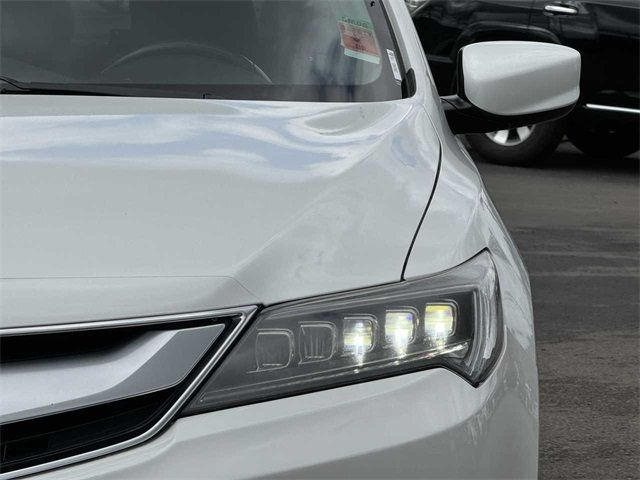 2018 Acura ILX Special Edition Sedan - 22354829 - 11