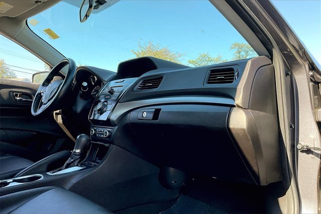 2018 Acura ILX Special Edition Sedan - 22923961 - 11