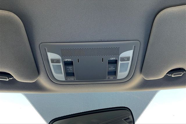 2018 Acura ILX Special Edition Sedan - 22923961 - 29