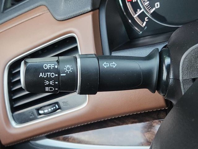 2018 Acura RLX Sedan w/Technology Pkg - 22826238 - 41