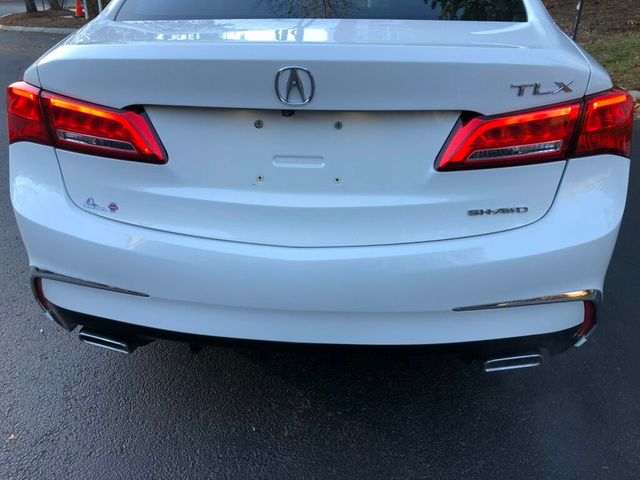2018 Acura TLX  - 22945955 - 3