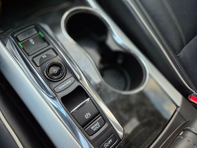 2018 Acura TLX  - 22943892 - 28