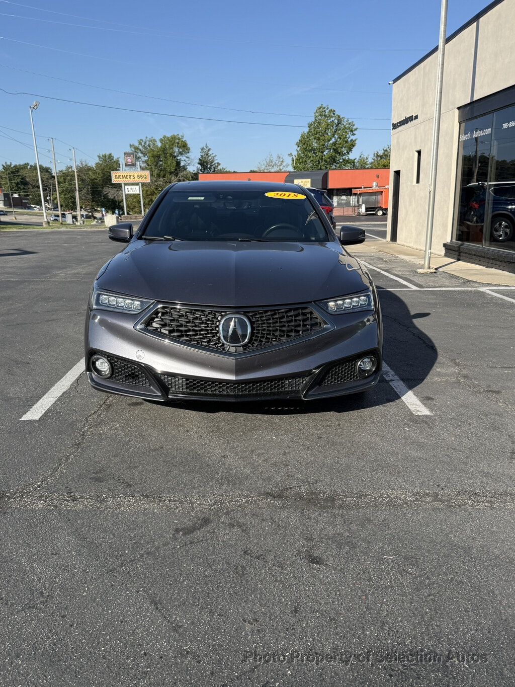Acura TLX photo 2