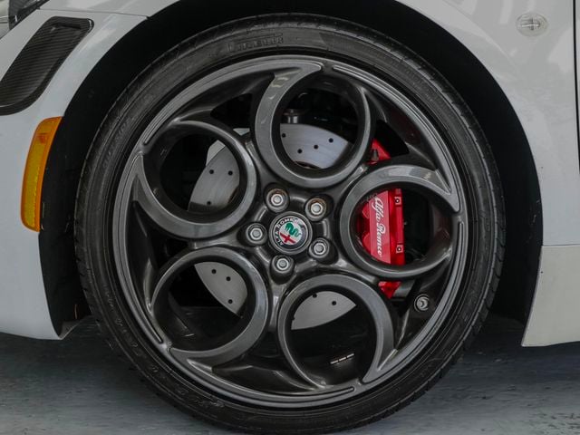 2018 Alfa Romeo 4C Coupe 6-Speed Automatic - 23057745 - 13