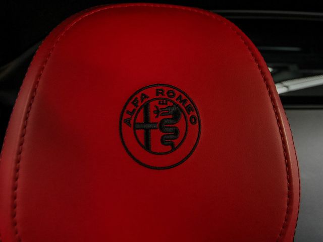 2018 Alfa Romeo 4C Coupe 6-Speed Automatic - 23057745 - 36