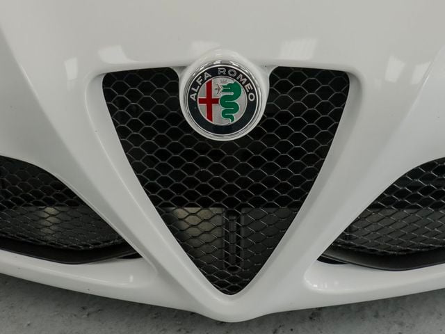 2018 Alfa Romeo 4C Coupe 6-Speed Automatic - 23057745 - 5