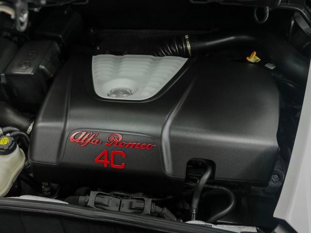 2018 Alfa Romeo 4C Coupe 6-Speed Automatic - 23057745 - 6
