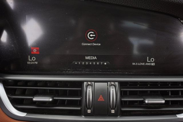 2018 Alfa Romeo Giulia AWD - 22941803 - 21