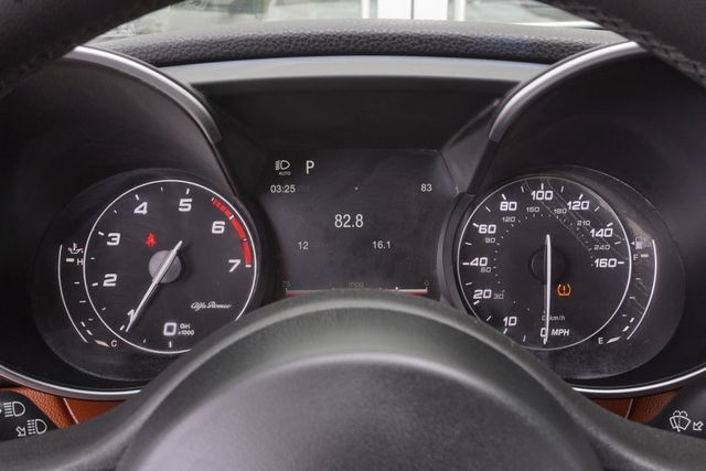 2018 Alfa Romeo Giulia AWD - 22941803 - 29
