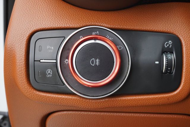 2018 Alfa Romeo Giulia AWD - 22941803 - 30