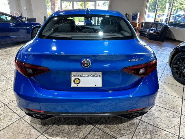 2018 Alfa Romeo Giulia RWD - 22628540 - 4