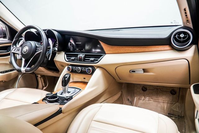 2018 Alfa Romeo Giulia Ti - 22981990 - 15