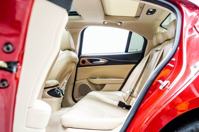 2018 Alfa Romeo Giulia Ti - 22981990 - 37