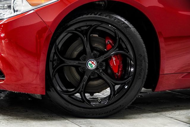 2018 Alfa Romeo Giulia Ti - 22981990 - 5