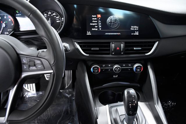 2018 Alfa Romeo Giulia Ti AWD - 22740588 - 23